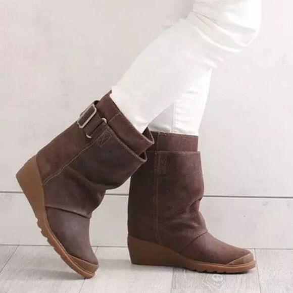 New Sorel Toronto Mid Wedge Bootie‎ Leather Brass Buckle  -Brown size 9 - Picture 1 of 13